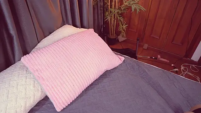 Lucy fit online show from September 22, 2025, 9:44 am