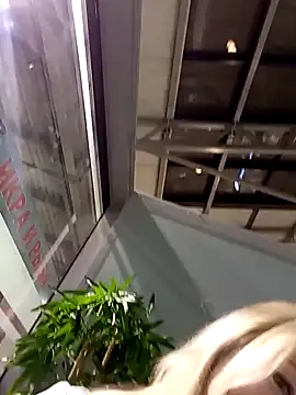 Snapshot of Arina_smiles chatting on March 1, 2025, 6:32 pm Arina smiles online show from March 1, 2025, 6:32 pm