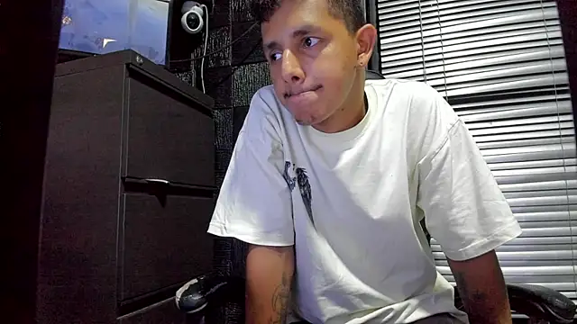 boy bigcock24cm online show from July 25, 2026, 12:09 am