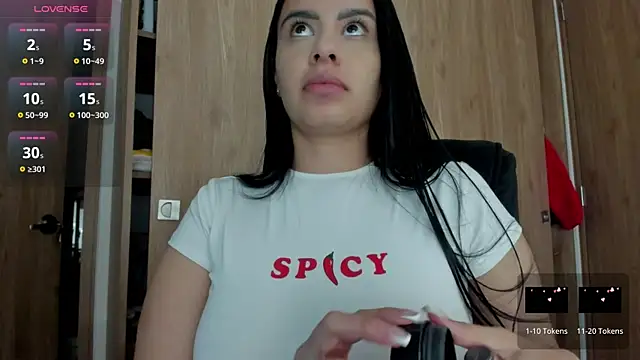 keyn laurent 1 online show from November 6, 2025, 9:37 pm