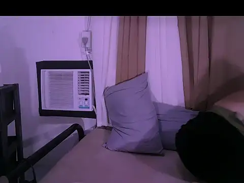 Snapshot of mommylicious chatting on June 6, 2026, 10:58 pm mommylicious online show from June 6, 2026, 10:58 pm
