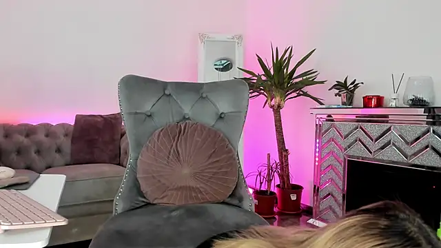 Snapshot of adonawet chatting on January 17, 2025, 6:04 am adonawet online show from January 17, 2025, 6:04 am