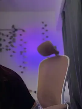 Snapshot of LunaXuan chatting on September 11, 2025, 10:54 pm LunaXuan online show from September 11, 2025, 10:54 pm