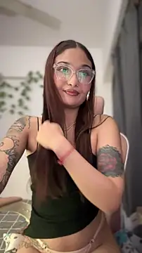 Snapshot of LunaXuan chatting on October 11, 2025, 4:33 am LunaXuan online show from October 11, 2025, 4:33 am