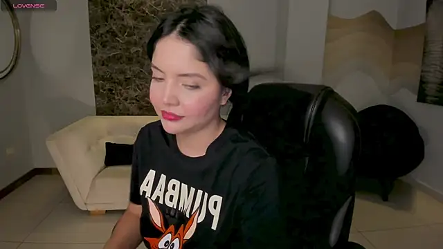 Snapshot of NinaMichelle chatting on June 30, 2026, 6:20 pm NinaMichelle online show from June 30, 2026, 6:20 pm