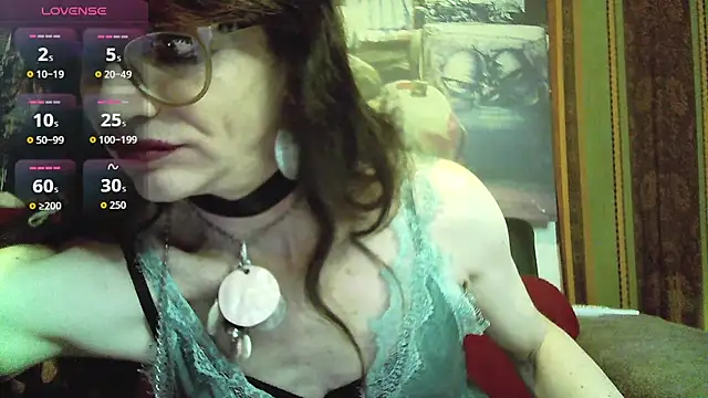 TheBlackWtch online show from October 3, 2025, 7:11 pm