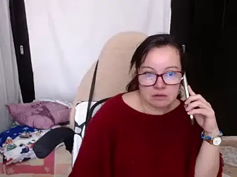 Snapshot of Sonialorens_ chatting on December 12, 2024, 3:48 pm Sonialorens online show from December 12, 2024, 3:48 pm