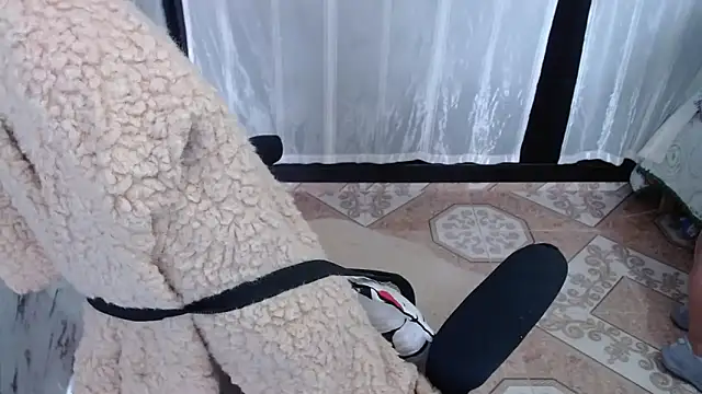 Snapshot of Sonialorens_ chatting on March 17, 2025, 4:33 pm Sonialorens online show from March 17, 2025, 4:33 pm