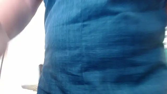 Sonialorens  online show from June 12, 2026, 12:59 pm