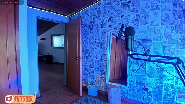 Snapshot of Meli_Pixel chatting on February 24, 2025, 10:36 pm Meli Pixel online show from February 24, 2025, 10:36 pm