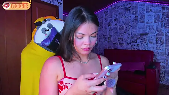 Snapshot of Meli_Pixel chatting on October 19, 2025, 7:47 pm Meli Pixel online show from October 19, 2025, 7:47 pm