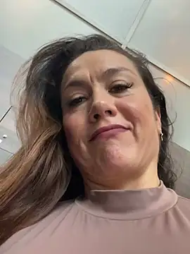 Snapshot of angelitasexy81 chatting on January 31, 2025, 11:56 am angelitasexy81 online show from January 31, 2025, 11:56 am