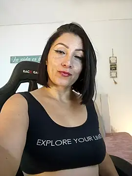 rikaking  online show from July 25, 2026, 11:13 pm