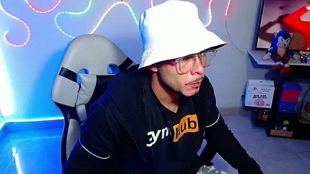 sebastian horny online show from October 3, 2025, 7:49 am