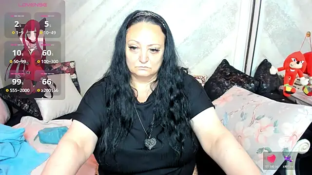Snapshot of lady_lauren chatting on June 17, 2026, 4:15 am lady lauren online show from June 17, 2026, 4:15 am