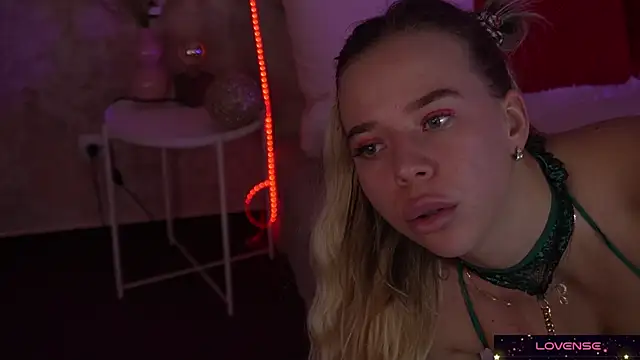 Sexy Ira online show from February 4, 2025, 12:11 pm