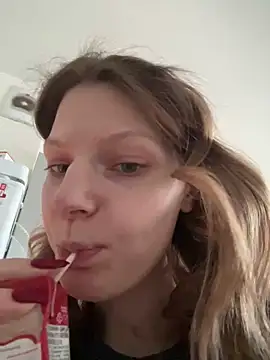 Snapshot of MaryHiggins chatting on February 6, 2025, 1:43 pm MaryHiggins online show from February 6, 2025, 1:43 pm