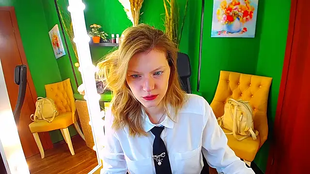 Snapshot of MaryHiggins chatting on February 26, 2025, 8:04 am MaryHiggins online show from February 26, 2025, 8:04 am