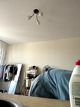 Snapshot of MaryHiggins chatting on October 1, 2025, 12:44 pm MaryHiggins online show from October 1, 2025, 12:44 pm