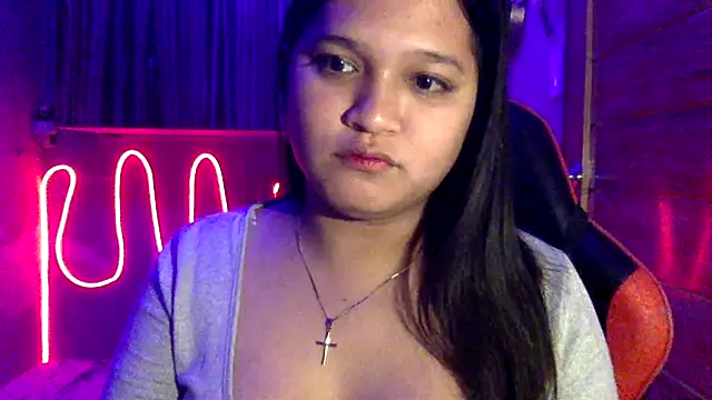 EmpressYna online show from October 21, 2025, 6:41 pm