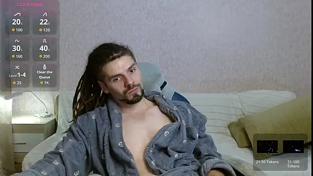 Snapshot of Aestheticguy101 chatting on October 16, 2025, 4:52 pm Aestheticguy101 online show from October 16, 2025, 4:52 pm