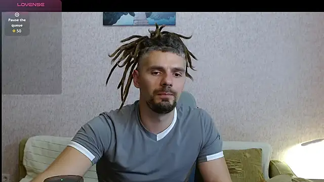 Aestheticguy101 online show from July 28, 2026, 8:52 pm