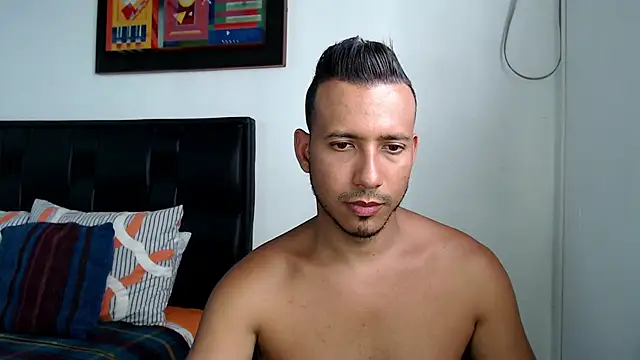 Snapshot of thommerxxx chatting on January 20, 2025, 8:07 pm thommerxxx online show from January 20, 2025, 8:07 pm