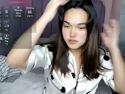 MoaningKylie online show from March 12, 2026, 1:12 am