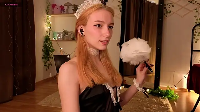berrry girl online show from May 3, 2026, 10:21 am
