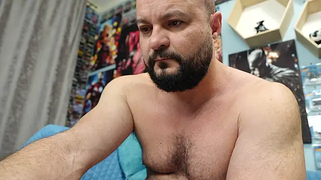 Muscle Bear online show from November 13, 2025, 4:33 am