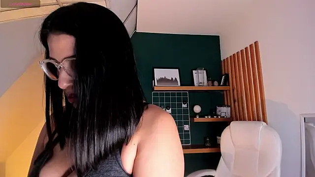Galilea Fox online show from July 5, 2026, 4:25 pm