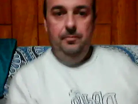 Hot-pico76 online show from January 6, 2025, 6:31 pm