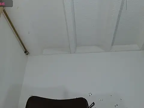 Alexaqueen1 online show from February 13, 2025, 11:04 pm