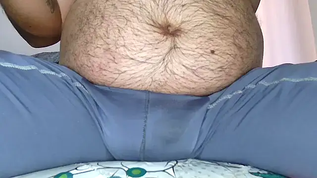 Snapshot of ChubbyLatin_ chatting on July 1, 2026, 6:40 pm ChubbyLatin online show from July 1, 2026, 6:40 pm