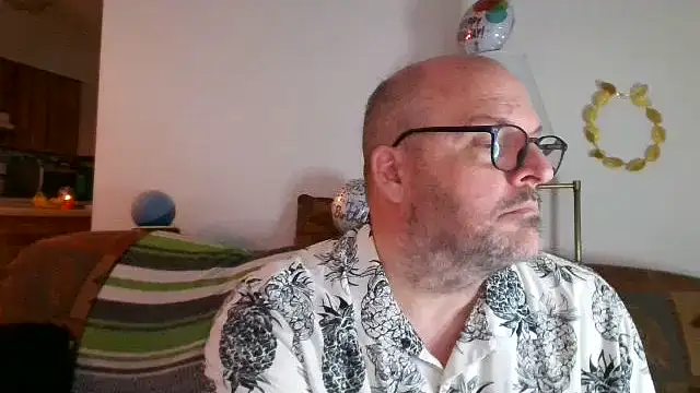 Ursulet US online show from May 22, 2026, 9:53 pm