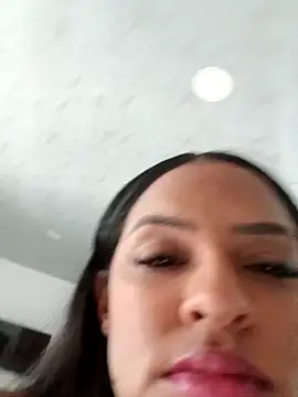 Snapshot of nashiira_ chatting on January 31, 2026, 9:57 pm nashiira online show from January 31, 2026, 9:57 pm