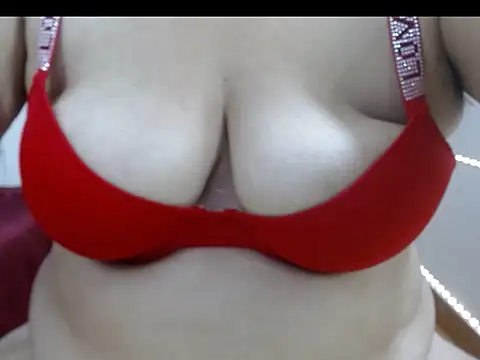 angelitolove727 online show from May 27, 2026, 5:54 pm