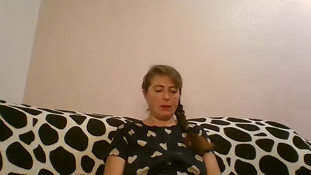 CathySuns online show from February 7, 2026, 6:44 pm