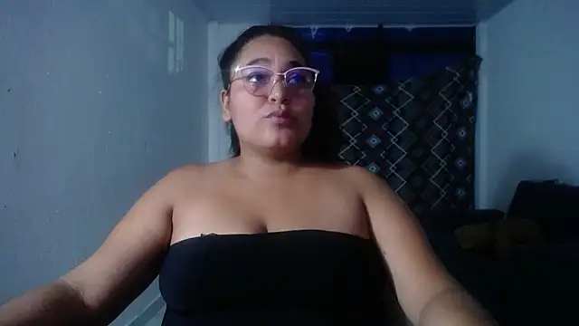 sirena 15 online show from March 19, 2026, 5:22 am