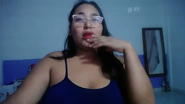 Snapshot of sirena_15 chatting on July 14, 2026, 5:23 am sirena 15 online show from July 14, 2026, 5:23 am