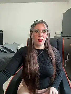 xxbbtaa online show from June 25, 2026, 8:02 pm
