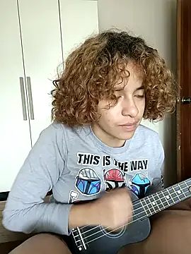 EmmaMelissa0521 online show from February 6, 2025, 4:58 pm