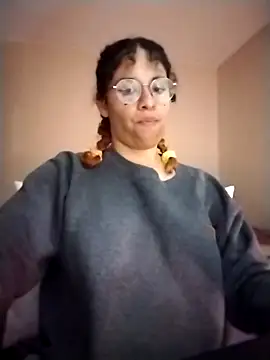 EmmaMelissa0521 online show from March 7, 2026, 1:02 am