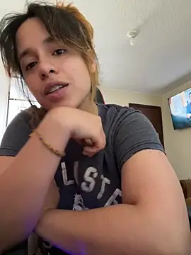 EmmaMelissa0521 online show from April 30, 2026, 7:42 pm