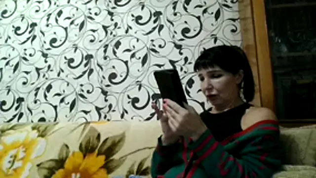 JeaneDavis online show from November 3, 2025, 5:36 pm