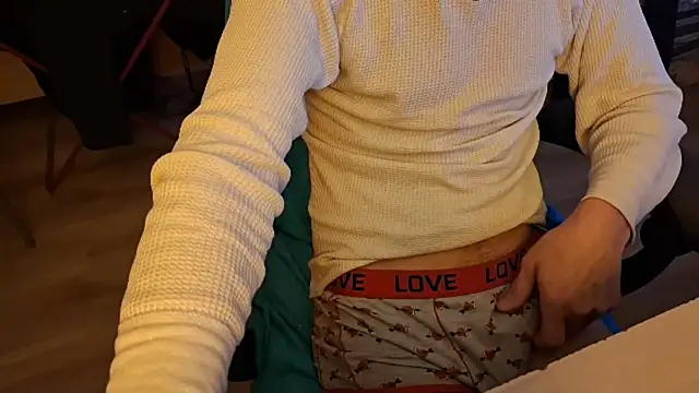 Snapshot of Danyell_K287 chatting on December 6, 2024, 8:51 pm Danyell K287 online show from December 6, 2024, 8:51 pm