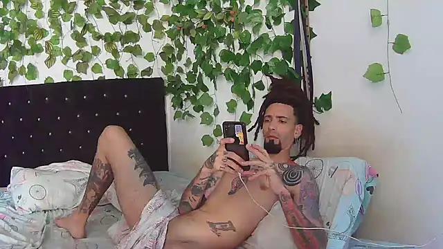 caribbeanlover1 online show from March 19, 2025, 4:02 pm