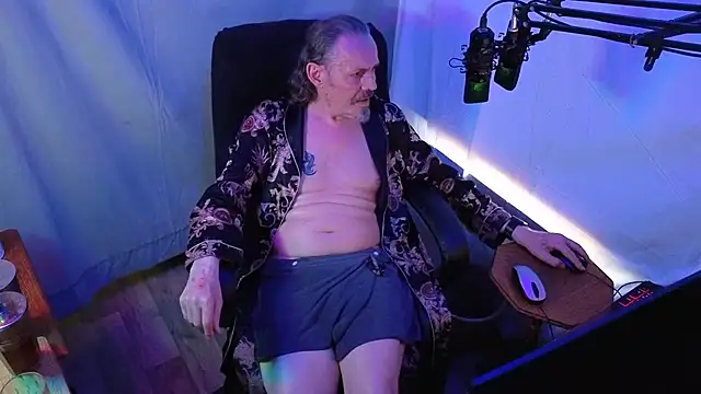 Snapshot of Richy__Rich_ chatting on July 10, 2026, 11:40 pm Richy Rich online show from July 10, 2026, 11:40 pm