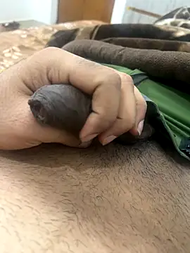 Snapshot of bigshow112 chatting on November 17, 2025, 7:08 pm bigshow112 online show from November 17, 2025, 7:08 pm