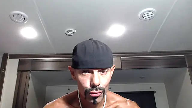 ThickD2C online show from October 31, 2025, 12:33 am